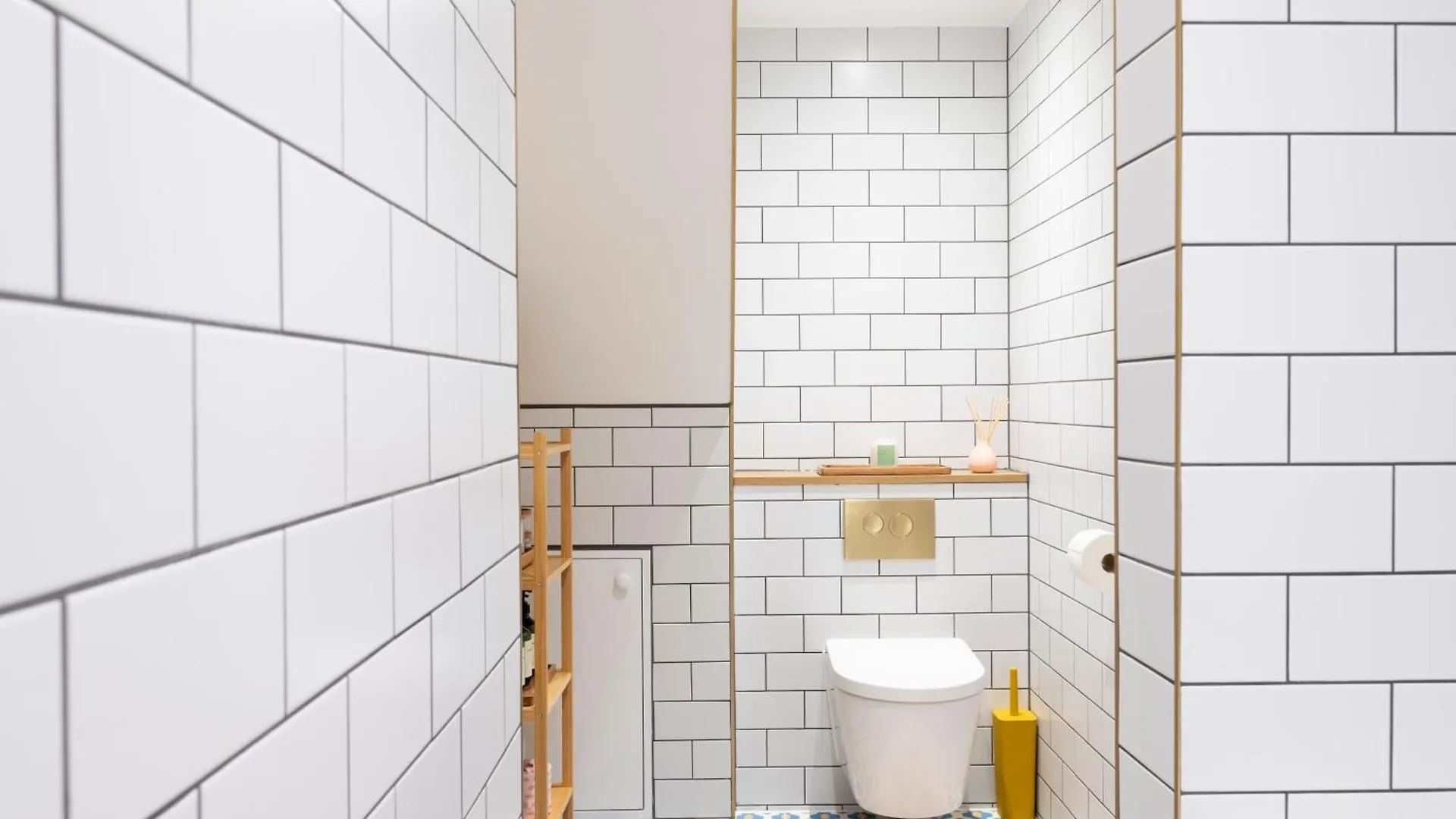 The Lorelei Chic Urban Retreat With Terrace In Hove