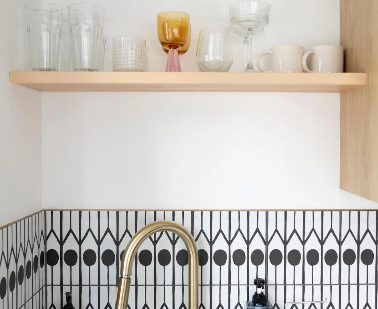 The Lorelei Chic Urban Retreat With Terrace In Brighton Daire