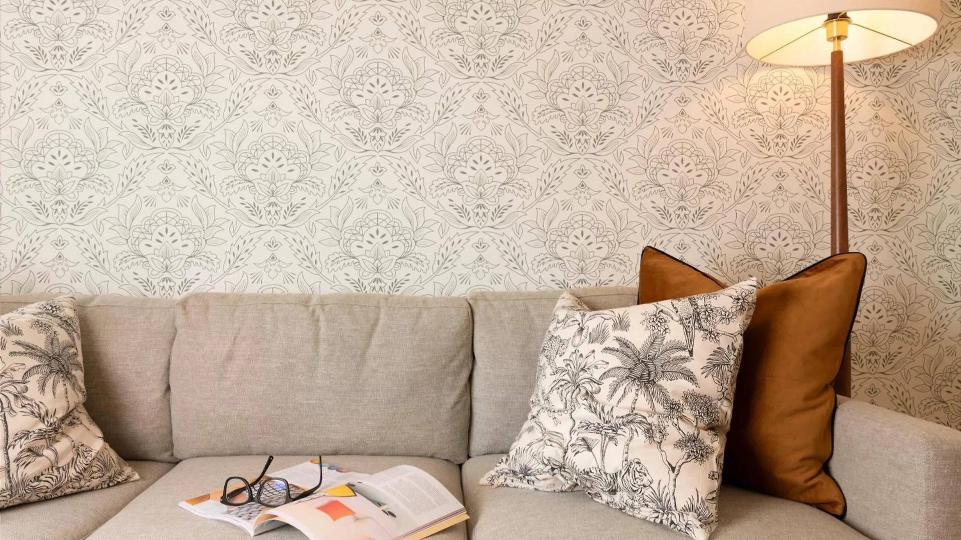 The Lorelei Chic Urban Retreat With Terrace In Brighton Daire